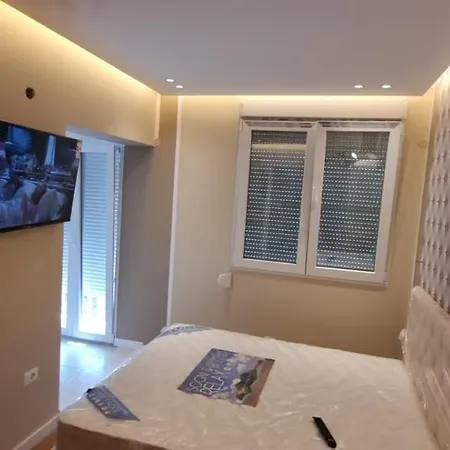 Grand Boulevard Apartmnt *