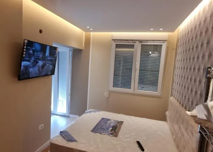 Grand Boulevard Apartmnt *