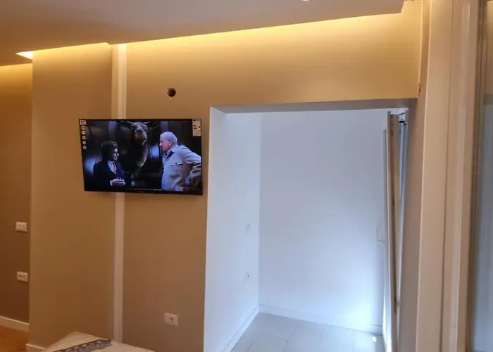 Grand Boulevard Apartmnt *